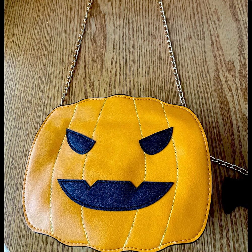 Pumpkin Crossbody Novelty Purse, Goldtone Chain